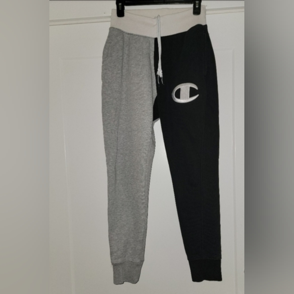 Champion black and gray sweatpants Size Small